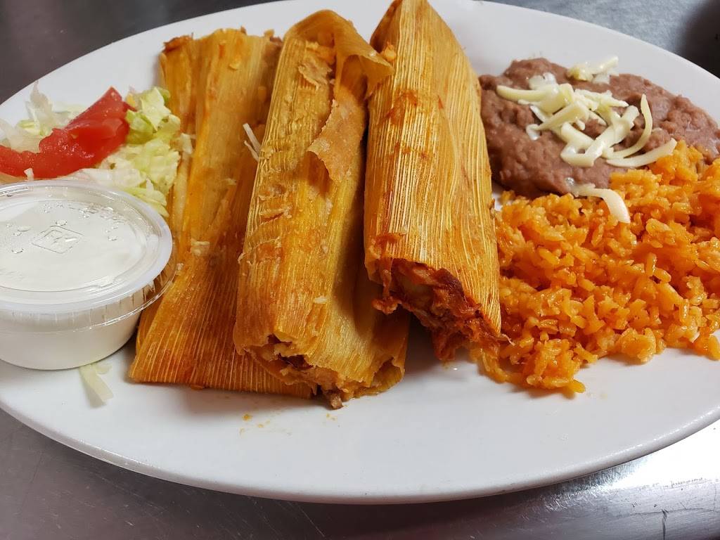 Erikas Mexican Grill #2 | restaurant | 805 N Main St, Crown Point, IN 46307, USA | 2197799437 OR +1 219-779-9437