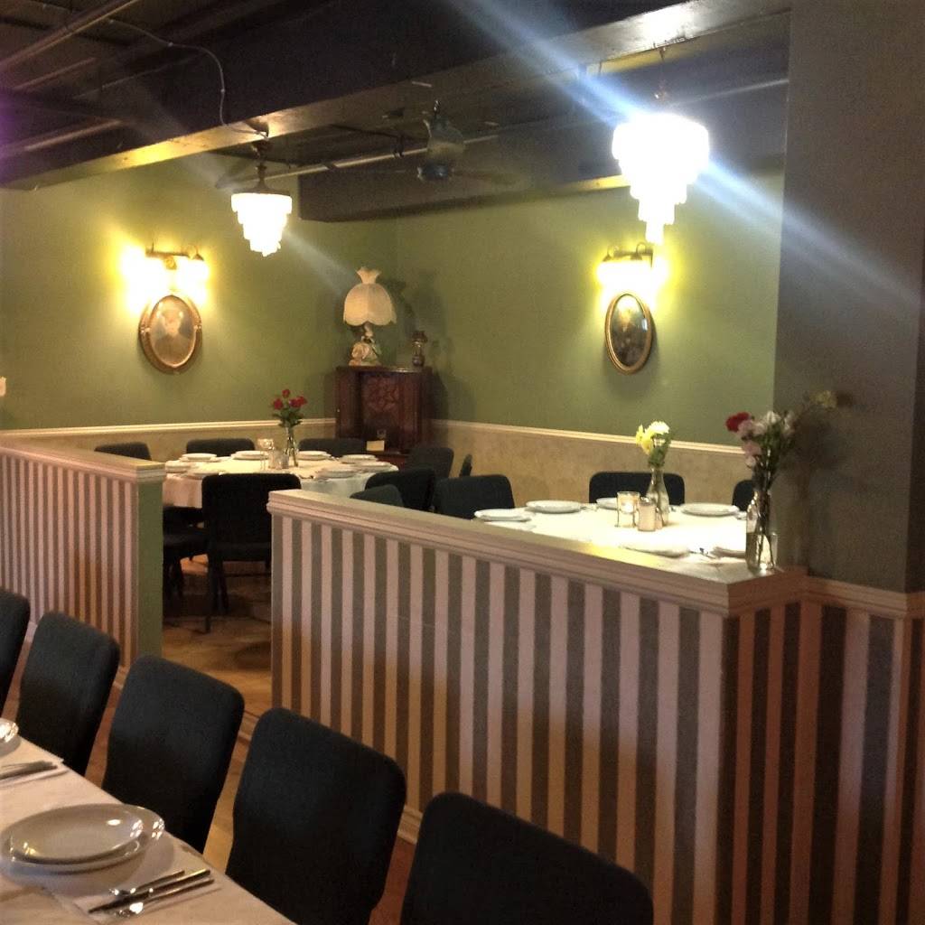 Queens Merritt Room | restaurant | 121 Main St E, Dunnville, ON N1A 1J8, Canada | 9057746560 OR +1 905-774-6560