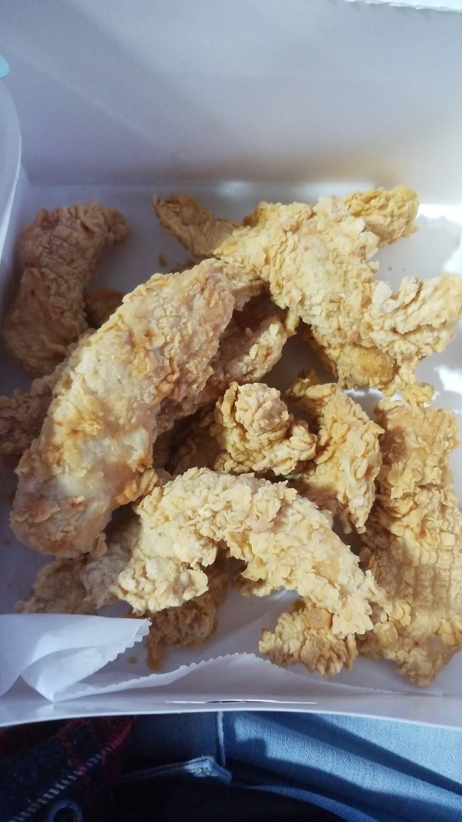 Churchs Chicken | restaurant | 4205 Market St, Wilmington, NC 28403, USA | 9107637497 OR +1 910-763-7497