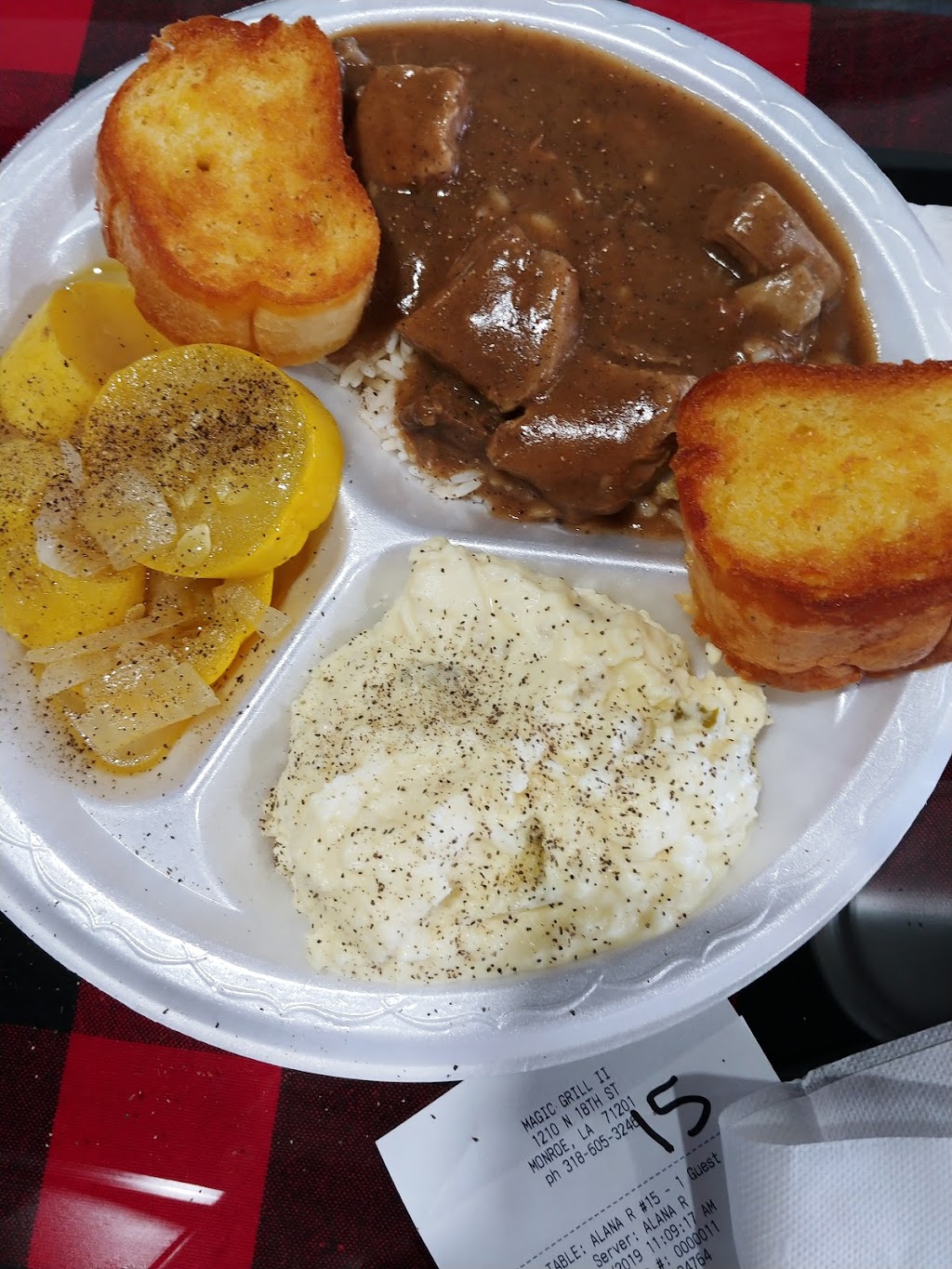 Magic Grill | restaurant | 1210 N 18th St, Monroe, LA 71201, USA | 3186053246 OR +1 318-605-3246