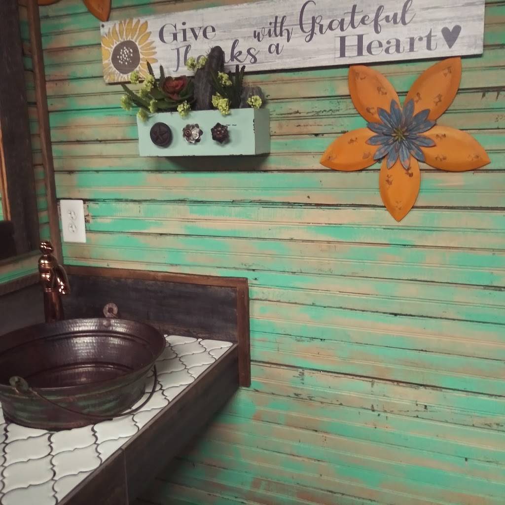 Wyatt Earps Steak House | restaurant | 8380 US-64, Oakland, TN 38060, USA | 9012356261 OR +1 901-235-6261