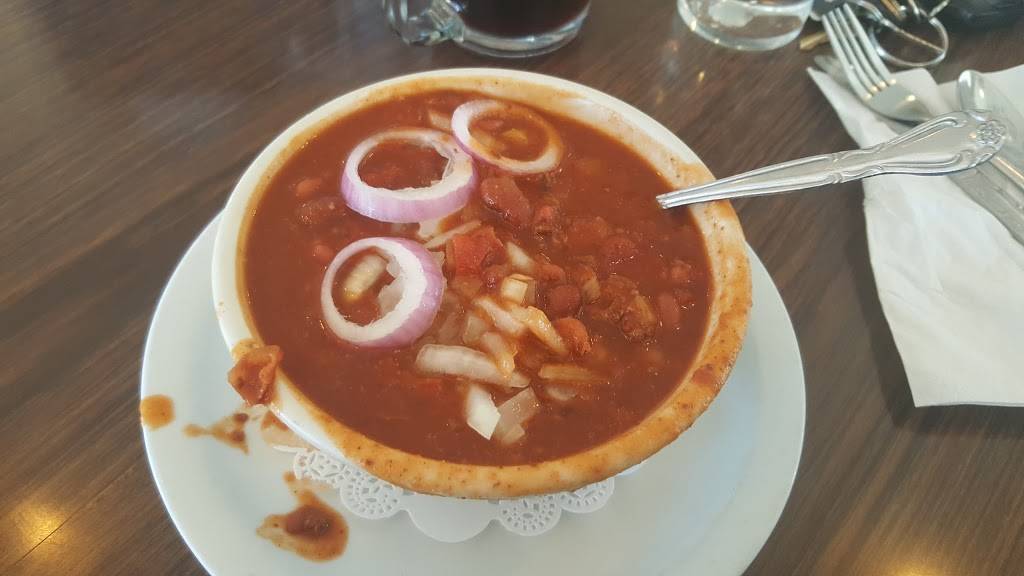 Fins Drive In | restaurant | 4090 Main St, Springfield, OR 97478, USA | 5417413467 OR +1 541-741-3467