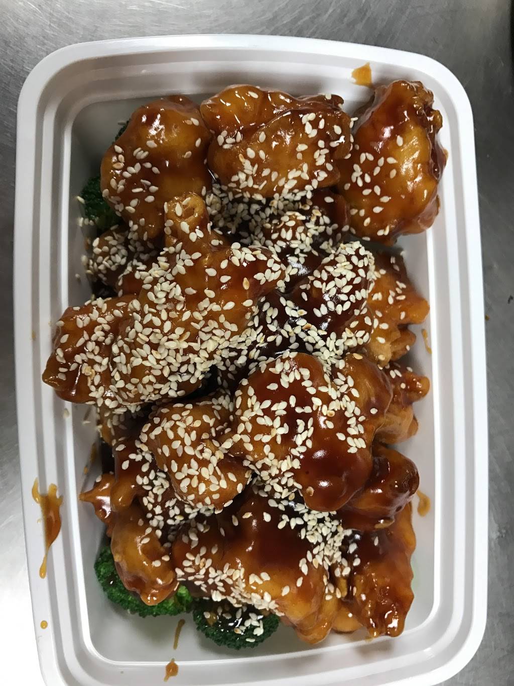 China King | restaurant | 67 E Main St, Huntington, NY 11743, USA | 6314230301 OR +1 631-423-0301