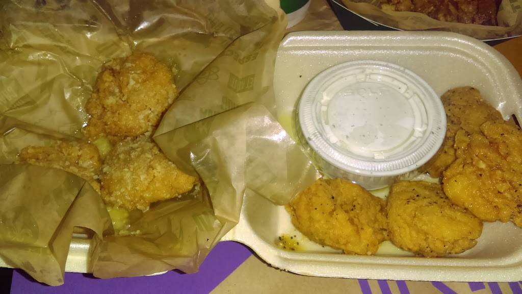 Wingstop | restaurant | 12019 E Carson St, Hawaiian Gardens, CA 90716, USA | 5624029464 OR +1 562-402-9464