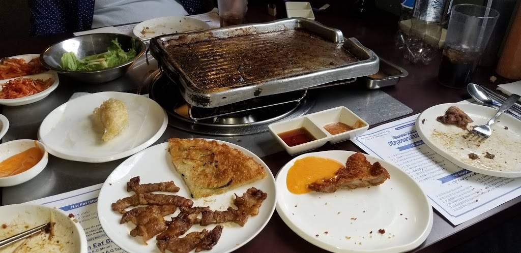 Sura Korean BBQ | restaurant | 300 George Waterman Rd, Johnston, RI 02919, USA | 4012337888 OR +1 401-233-7888