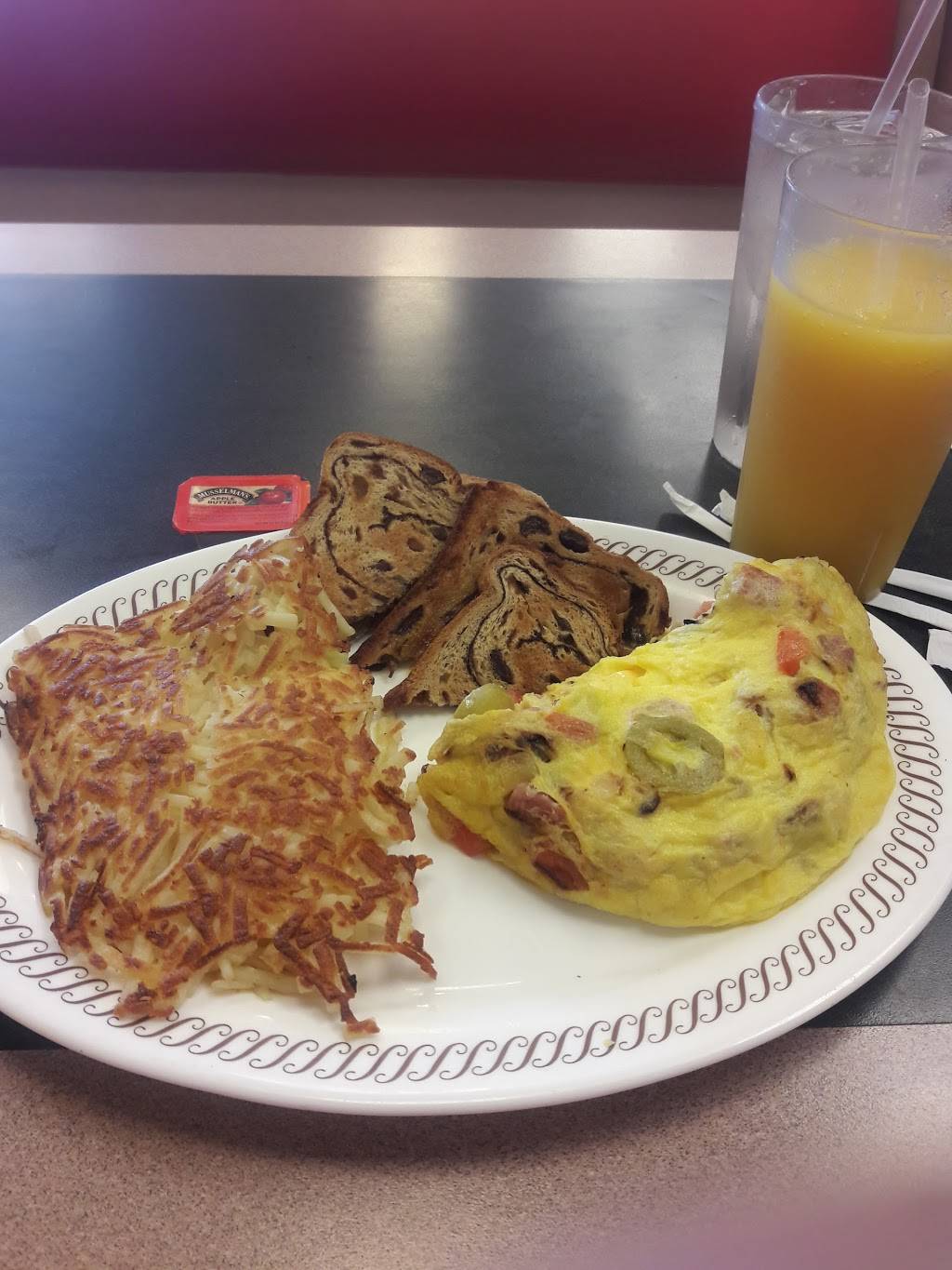 Waffle House | meal takeaway | 820 N Dysart Rd, Goodyear, AZ 85338, USA | 6239329058 OR +1 623-932-9058