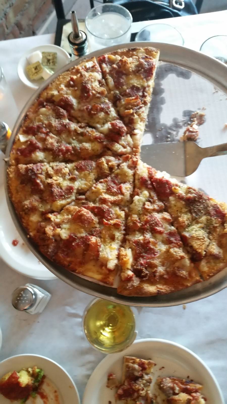 Trattoria Porretta Ristorante, Pizzeria, and Catering | restaurant | 3656 N Central Ave, Chicago, IL 60634, USA | 7737361429 OR +1 773-736-1429