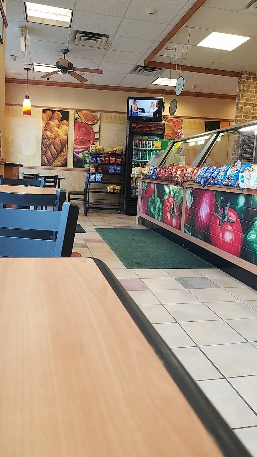 Subway Restaurants | restaurant | 325 Route 100, Suite B 105, Somers Town Centre, Somers, NY 10589, USA | 9142777827 OR +1 914-277-7827