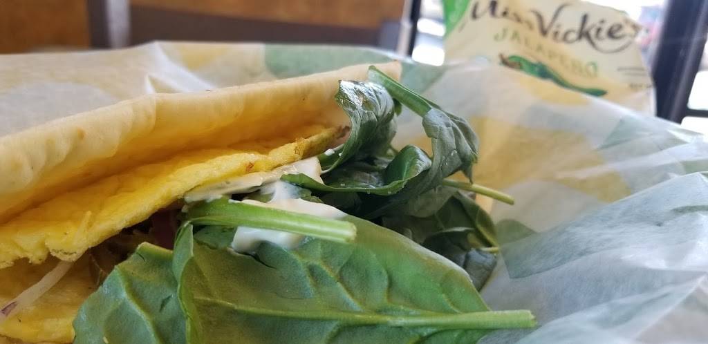 Subway Restaurants | restaurant | 4644 W Gandy Blvd Unit 10 Gandy, Plaza West, Tampa, FL 33611, USA | 8138311141 OR +1 813-831-1141