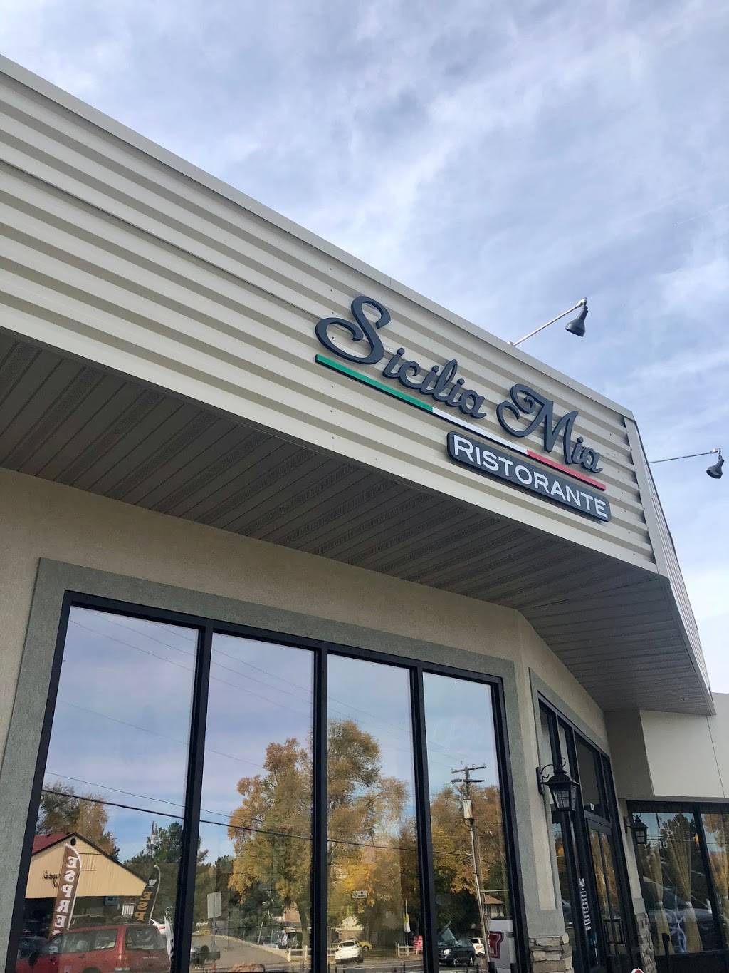 Sicilia Mia Cottonwood | restaurant | 2578 Bengal Blvd, Cottonwood Heights, UT 84121, USA | 8016666918 OR +1 801-666-6918
