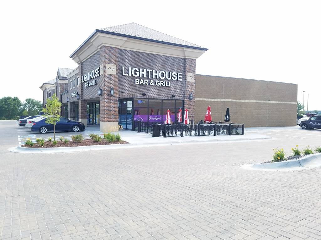 Lighthouse Bar & Grill | restaurant | 10215 S 168th St #201, Omaha, NE 68136, USA | 4025041915 OR +1 402-504-1915