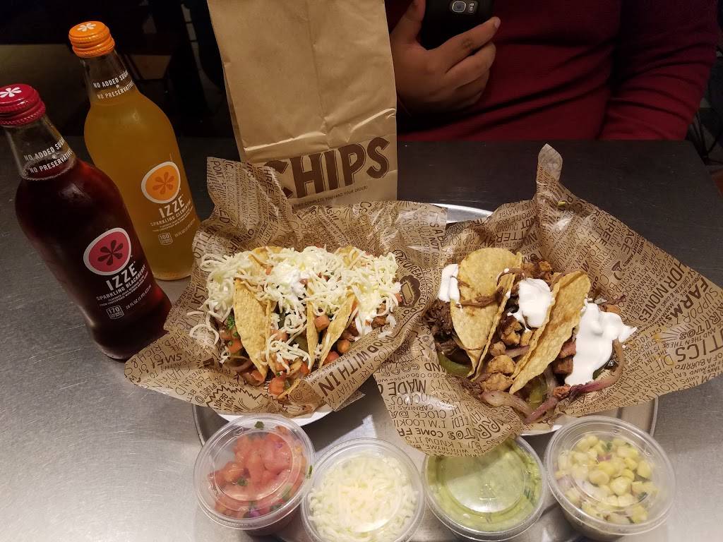 Chipotle Mexican Grill | restaurant | 8061 Dani Dr Ste 140, Fort Myers, FL 33966, USA | 2392754076 OR +1 239-275-4076