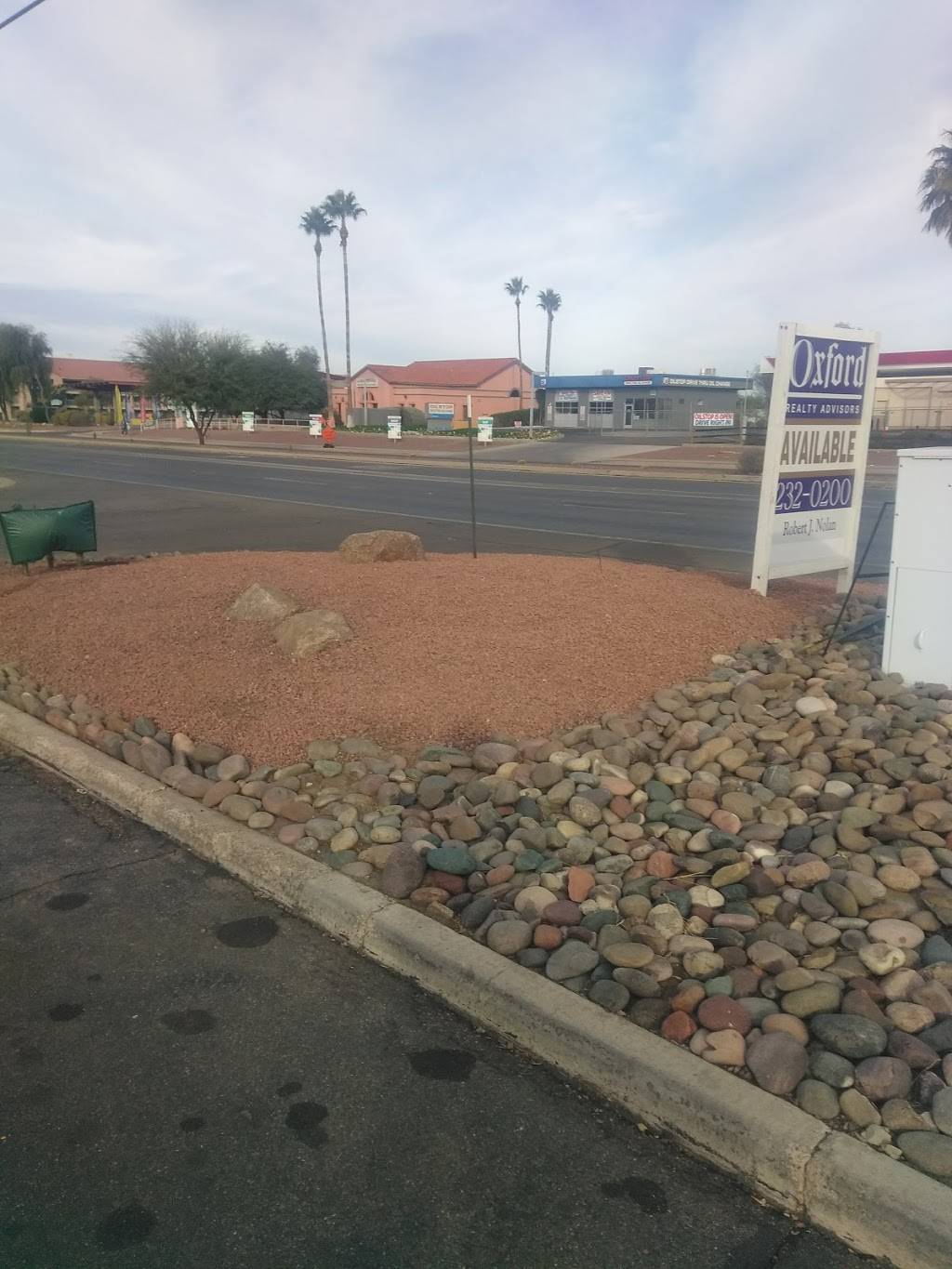 Nicos | restaurant | 4231 W Ina Rd # 141, Tucson, AZ 85741, USA | 5207442444 OR +1 520-744-2444