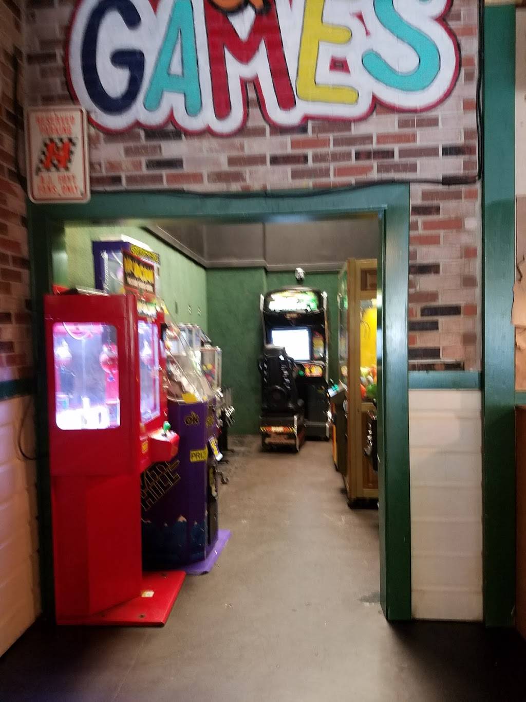 Skeeters Mesquite Grill | restaurant | 4121 W Lake Houston Pkwy, Kingwood, TX 77339, USA | 2813617168 OR +1 281-361-7168