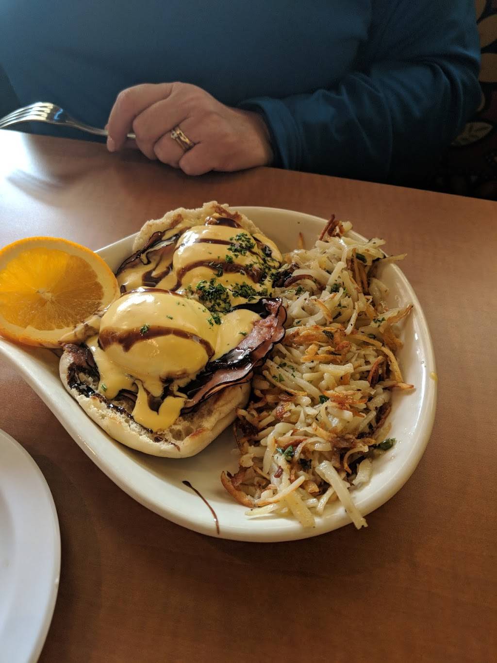 Rise & Shine - A Steak & Egg Place | restaurant | 75 S Valle Verde Dr #160, Henderson, NV 89012, USA | 7026166006 OR +1 702-616-6006