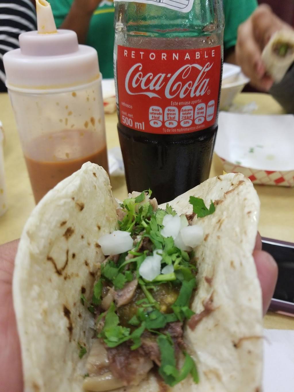 La Guadalupana Meat Market | restaurant | 902 S Hampton Rd, Dallas, TX 75208, USA | 2149466283 OR +1 214-946-6283