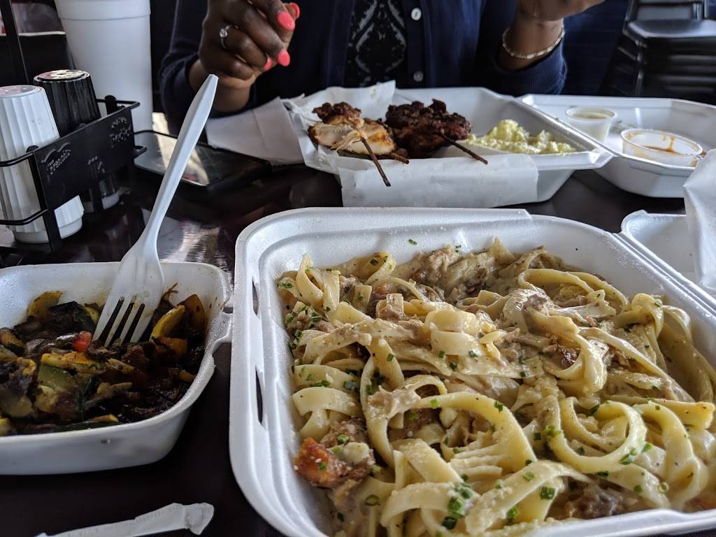 The Grille | restaurant | 3711 Lamar Ave, Memphis, TN 38119, USA | 9013754050 OR +1 901-375-4050