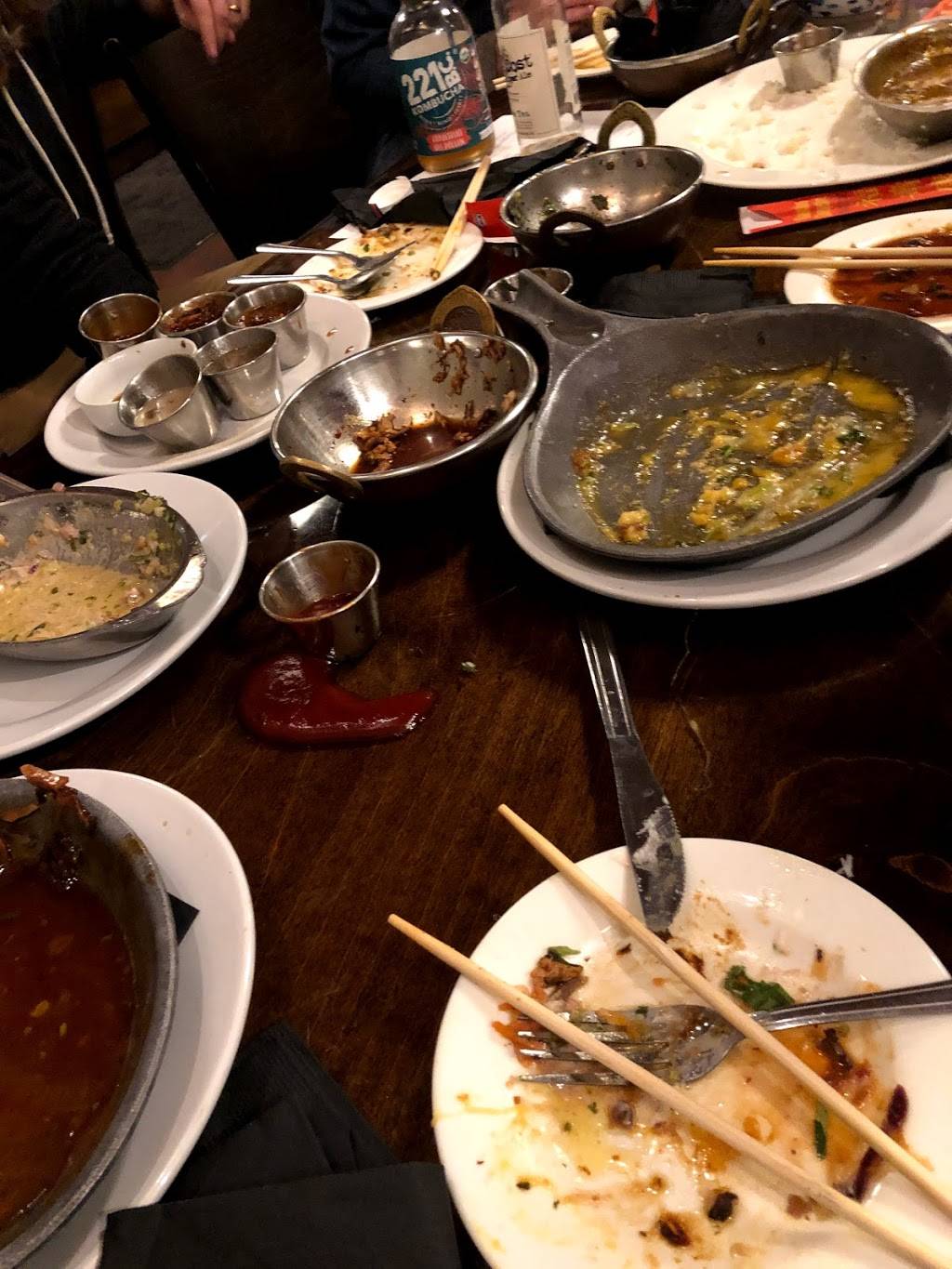 WayWard Fox | restaurant | 12 W University Ave, Gainesville, FL 32601, USA | 3523779468 OR +1 352-377-9468