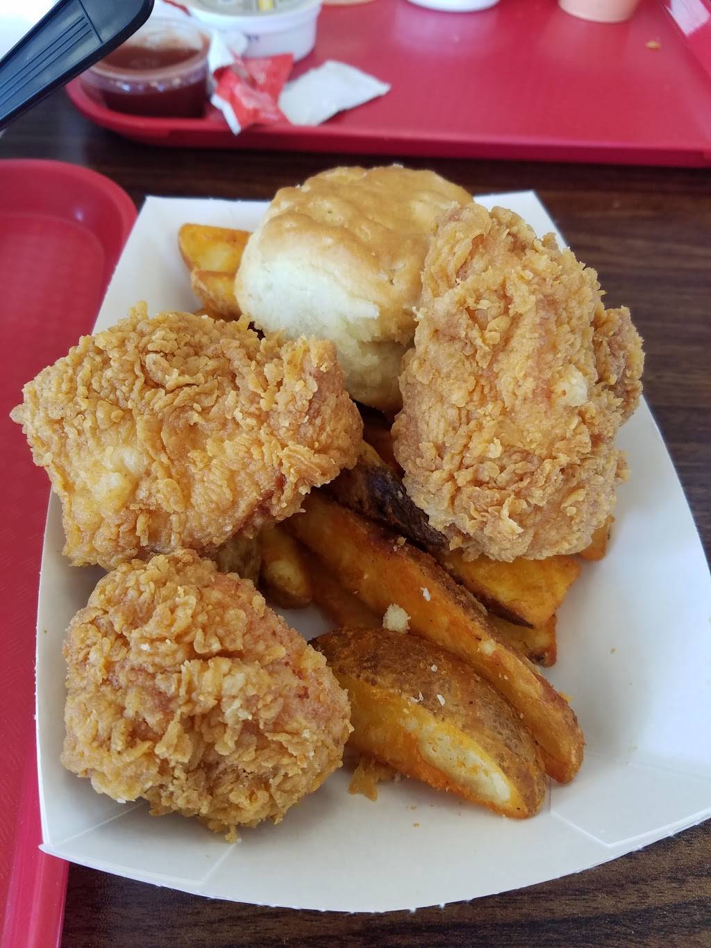 Chicken-N-Spice | restaurant | 251 N Chicago St, Joliet, IL 60432, USA | 8157271100 OR +1 815-727-1100