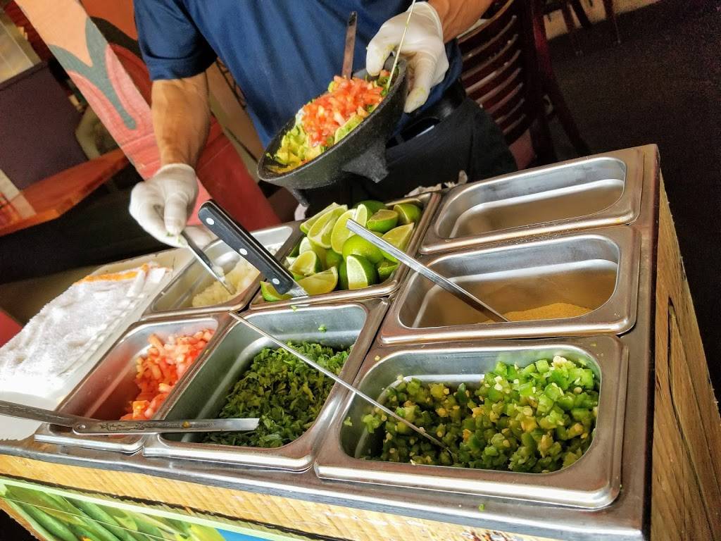 Los Gringos Locos | restaurant | 631 Foothill Blvd, La Cañada Flintridge, CA 91011, USA | 8187902696 OR +1 818-790-2696