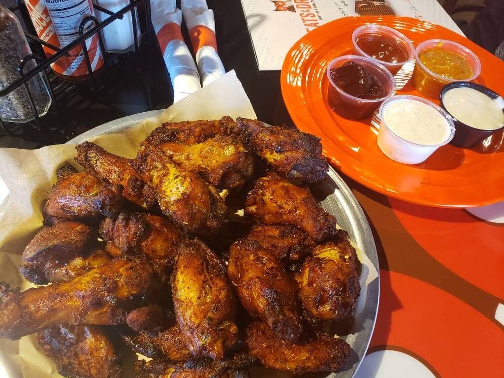 Hooters | restaurant | 9890 Escort Dr, Mason, OH 45040, USA | 5134452701 OR +1 513-445-2701