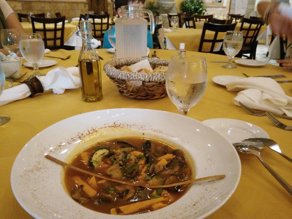 Tre Fontane | restaurant | 222 Avenue U, Brooklyn, NY 11223, USA | 7188727180 OR +1 718-872-7180