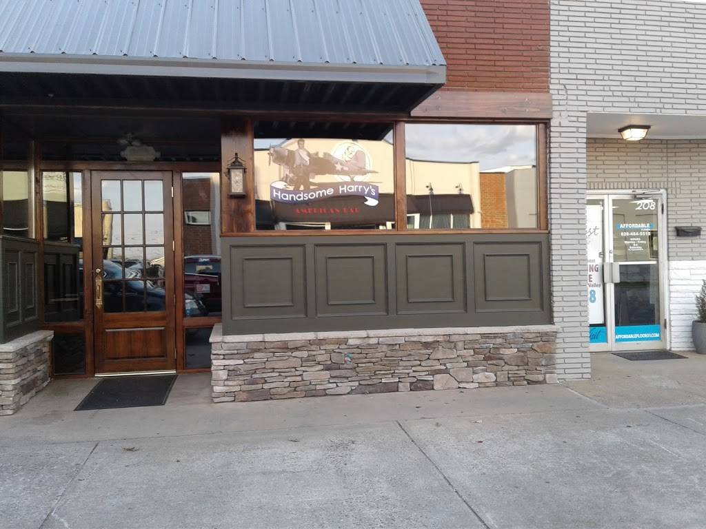 Cheers Bar and Grill | restaurant | 206 N College Ave, Newton, NC 28658, USA | 9808584015 OR +1 980-858-4015