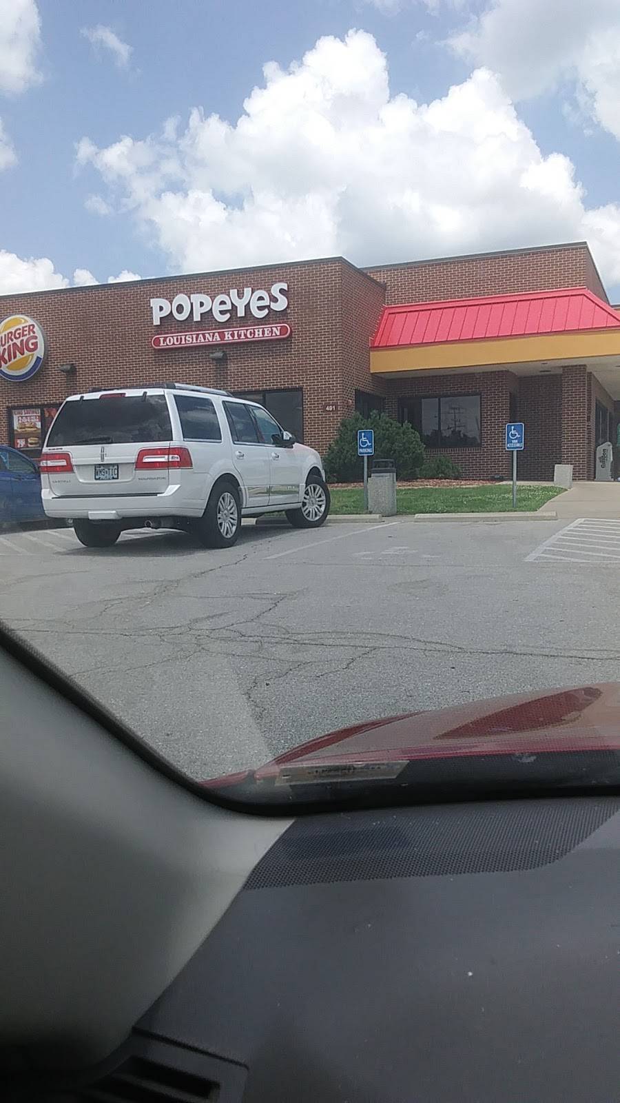 Popeyes Chicken | restaurant | 266 Constitution Ave, Fort Leonard Wood, MO 65473, USA | 5733296051 OR +1 573-329-6051