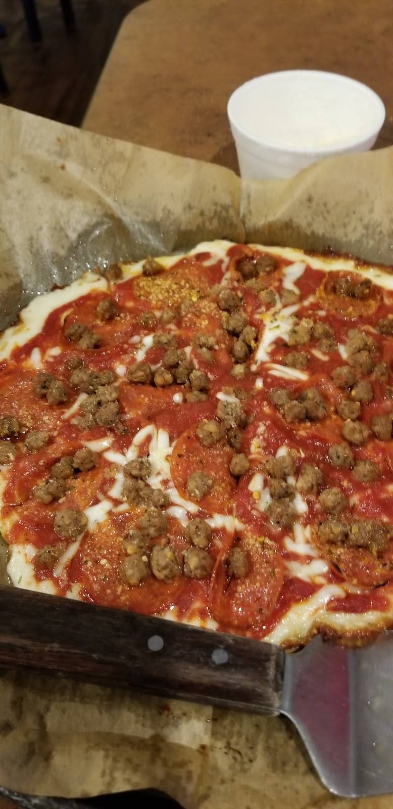 Mr. Gattis Pizza | meal delivery | 620 State Road 39 Byp S, Martinsville, IN 46151, USA | 7653427621 OR +1 765-342-7621