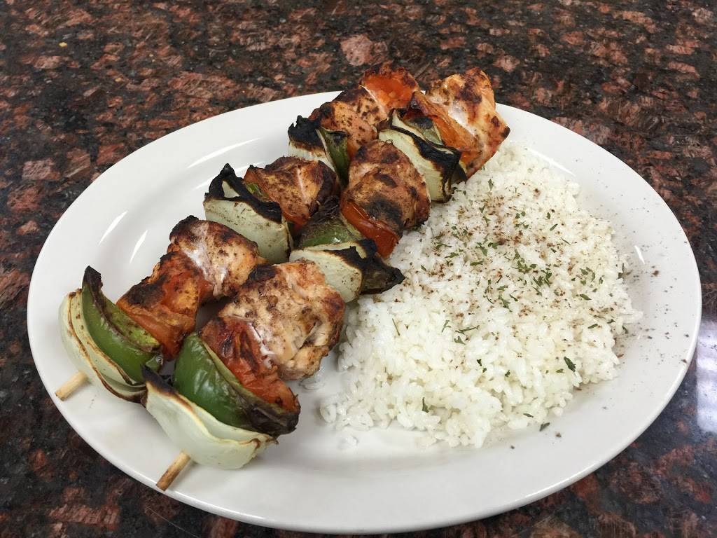 Bedford Diner | restaurant | 6660 Lewis Ave, Temperance, MI 48182, USA | 7342247774 OR +1 734-224-7774