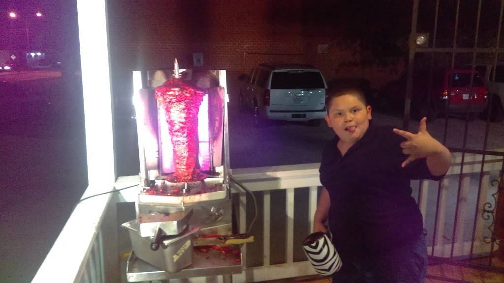 Las Palmas Tacos Jugos | restaurant | 7102 Military Pkwy, Dallas, TX 75227, USA | 2142729860 OR +1 214-272-9860