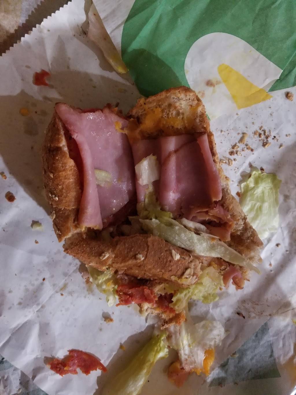 Subway | restaurant | 3206 N Dinuba Blvd, Visalia, CA 93291, USA | 5596275194 OR +1 559-627-5194