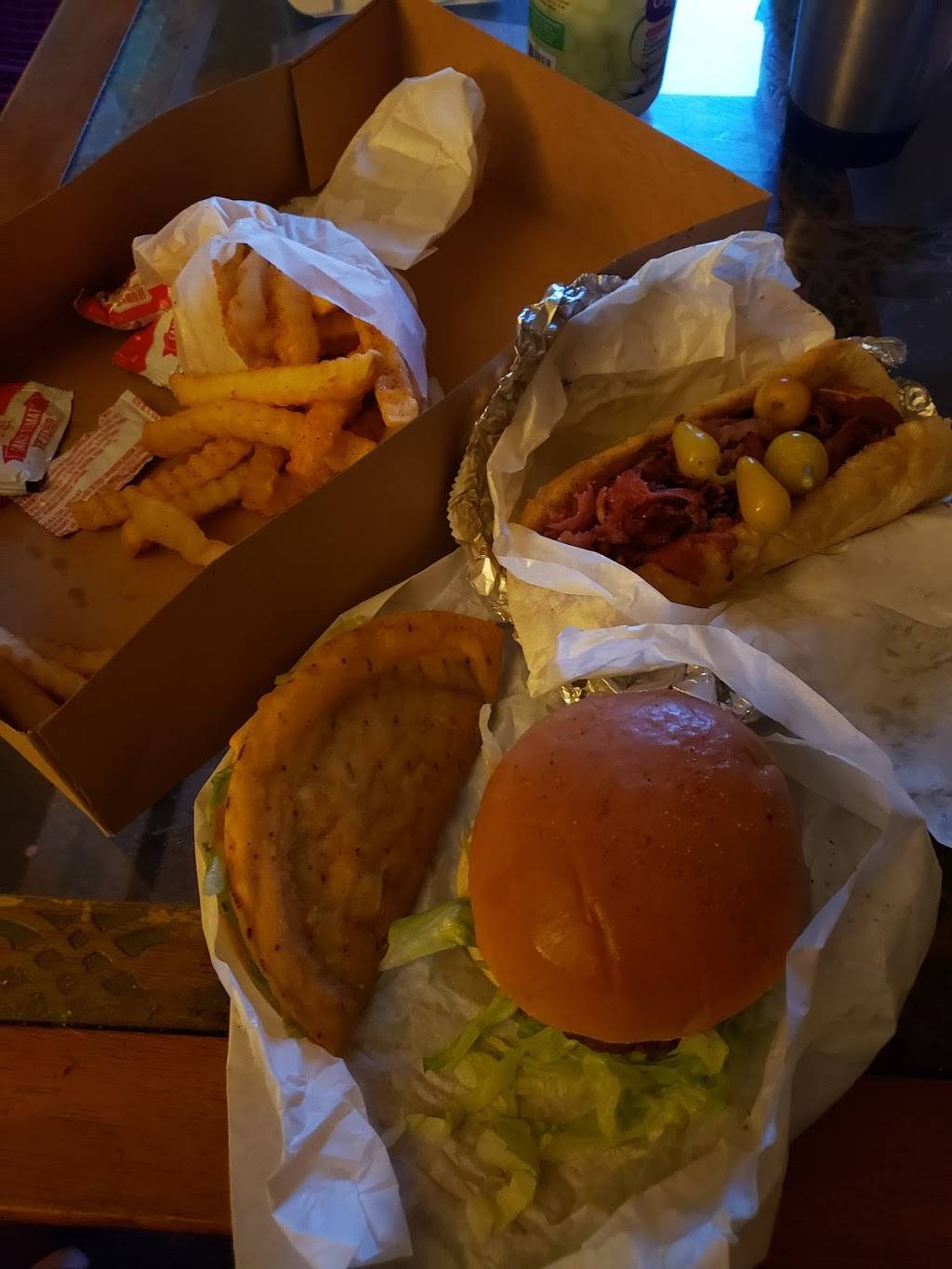 Root Beer King | restaurant | 2207 Niles St, Bakersfield, CA 93306, USA | 6616380112 OR +1 661-638-0112