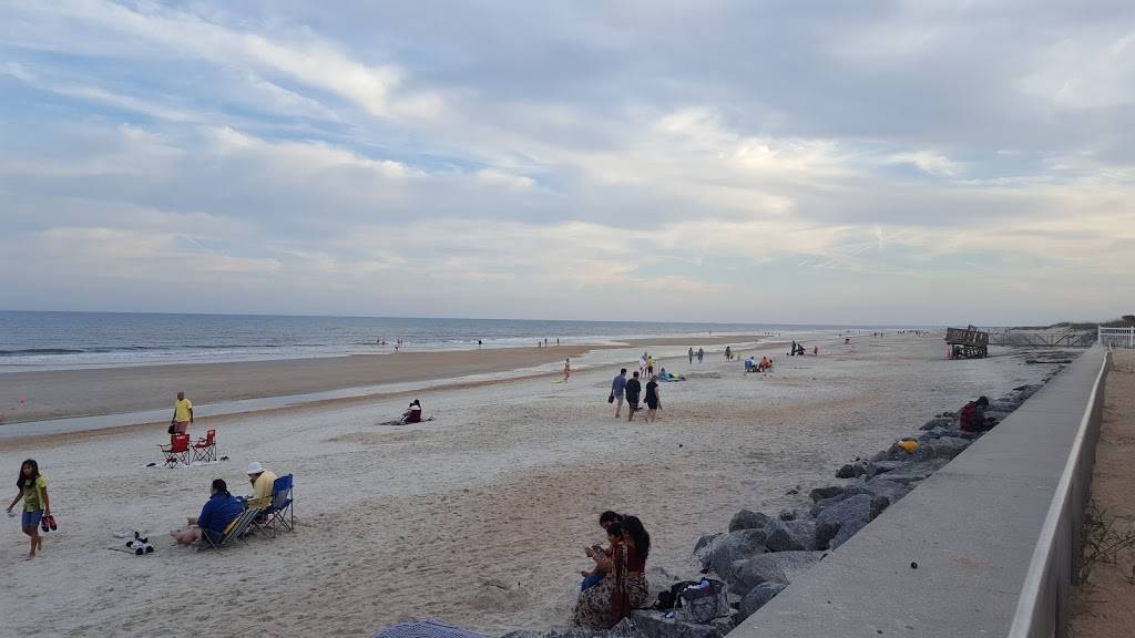 Anastasia Plaza | shopping mall | 1033 A1A Beach Blvd, St. Augustine, FL 32080, USA | 9045987000 OR +1 904-598-7000