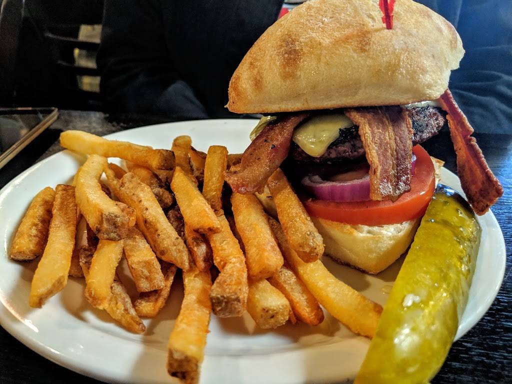 Garmans Restaurant & Irish Pub | restaurant | 932 E Main St, Santa Paula, CA 93060, USA | 8059334600 OR +1 805-933-4600