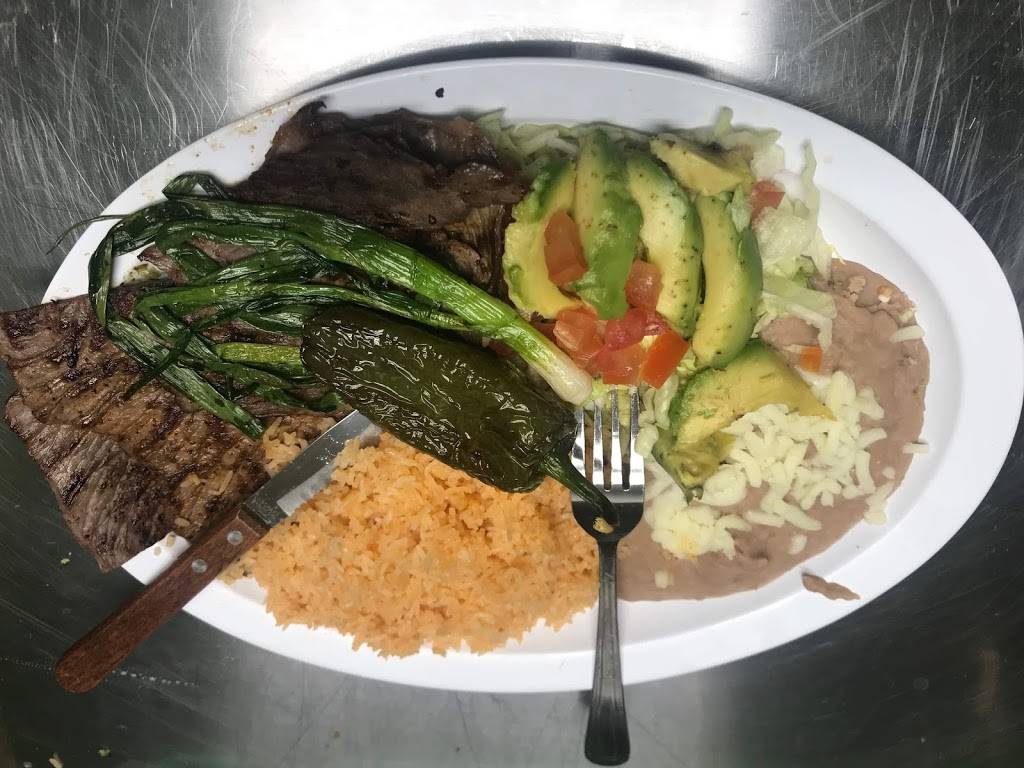 Taqueria Rojas Y Mas | restaurant | 8714 E 21st St, Indianapolis, IN 46219, USA | 3176613900 OR +1 317-661-3900