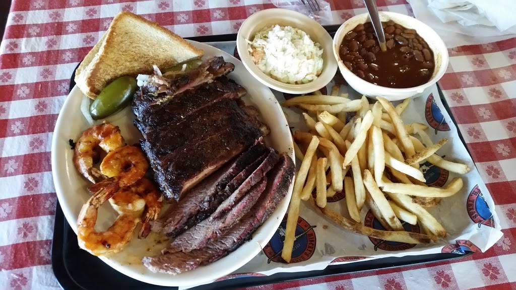 Risckys BAR-B-Q | restaurant | 6701 Camp Bowie Blvd, Fort Worth, TX 76116, USA | 8179891800 OR +1 817-989-1800