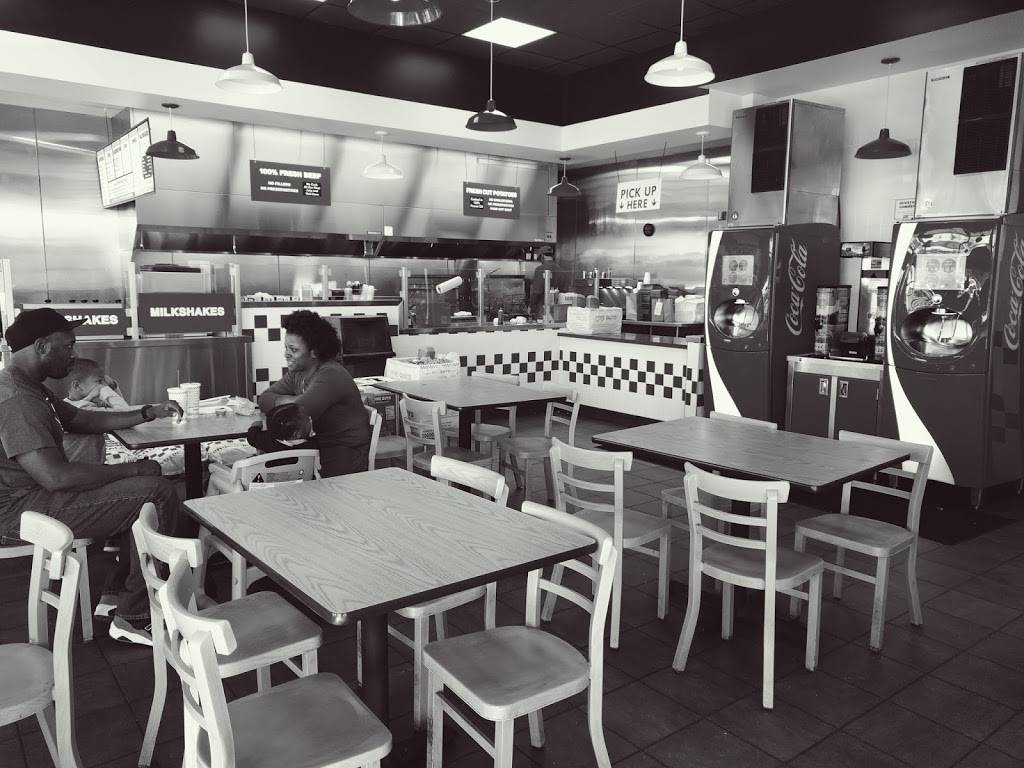 Five Guys | meal takeaway | 687 Lynnhaven Pkwy, Virginia Beach, VA 23452, USA | 7579952304 OR +1 757-995-2304