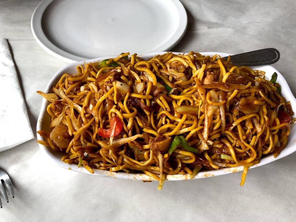 Gurus Fine Indian Cuisine | restaurant | 5955 Latimer Dr, Mississauga, ON L5V 2W1, Canada | 9055677979 OR +1 905-567-7979