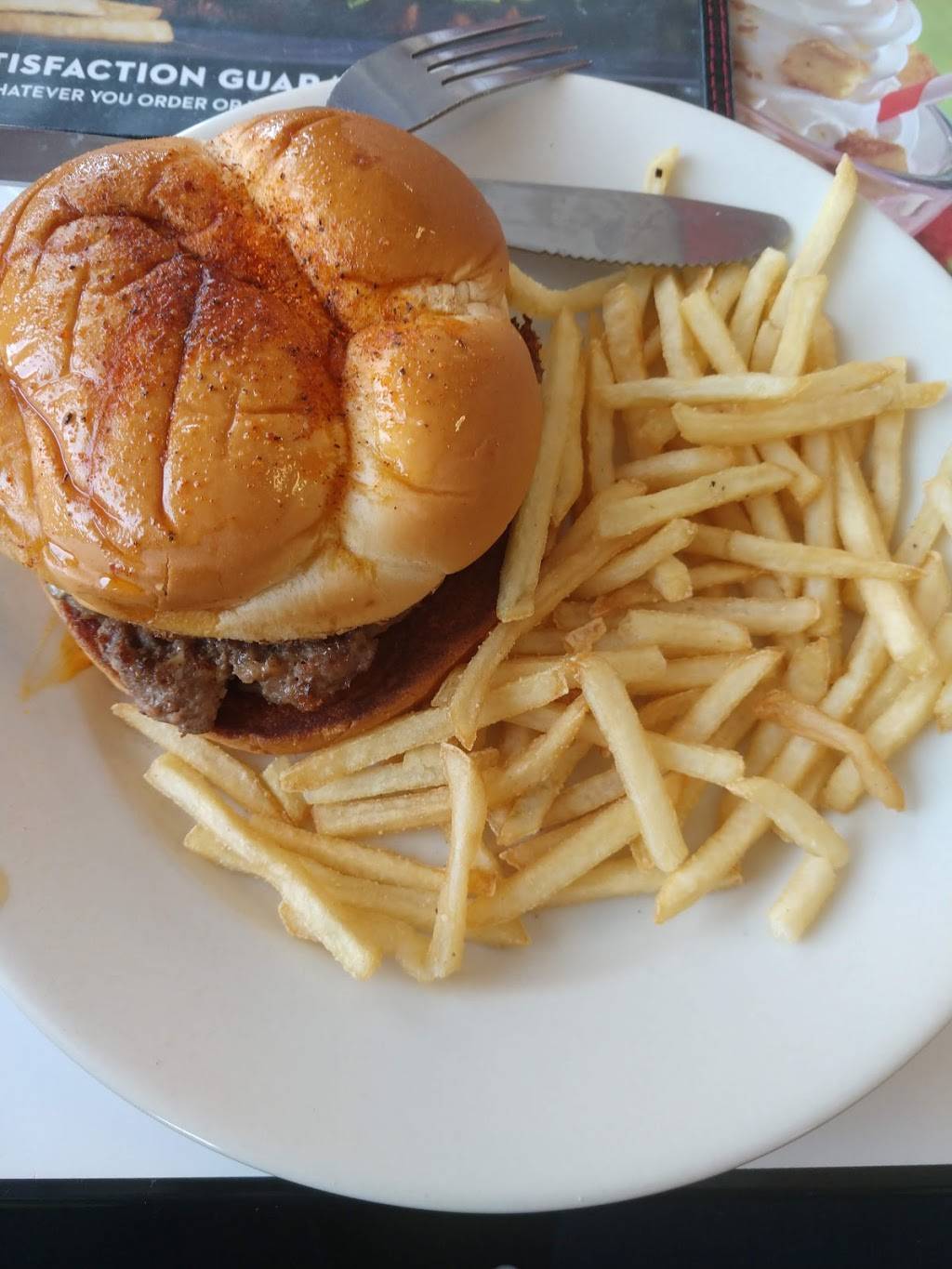 Steak n Shake | restaurant | 1160 Rye Ln, Lebanon, MO 65536, USA | 4175322795 OR +1 417-532-2795