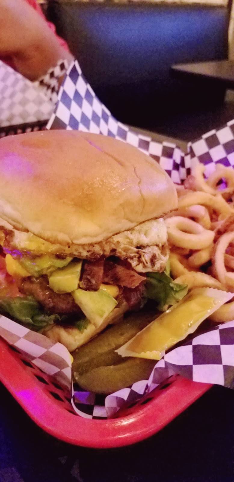 Southtown 101 | restaurant | 101 Pereida St, San Antonio, TX 78210, USA | 2102633753 OR +1 210-263-3753