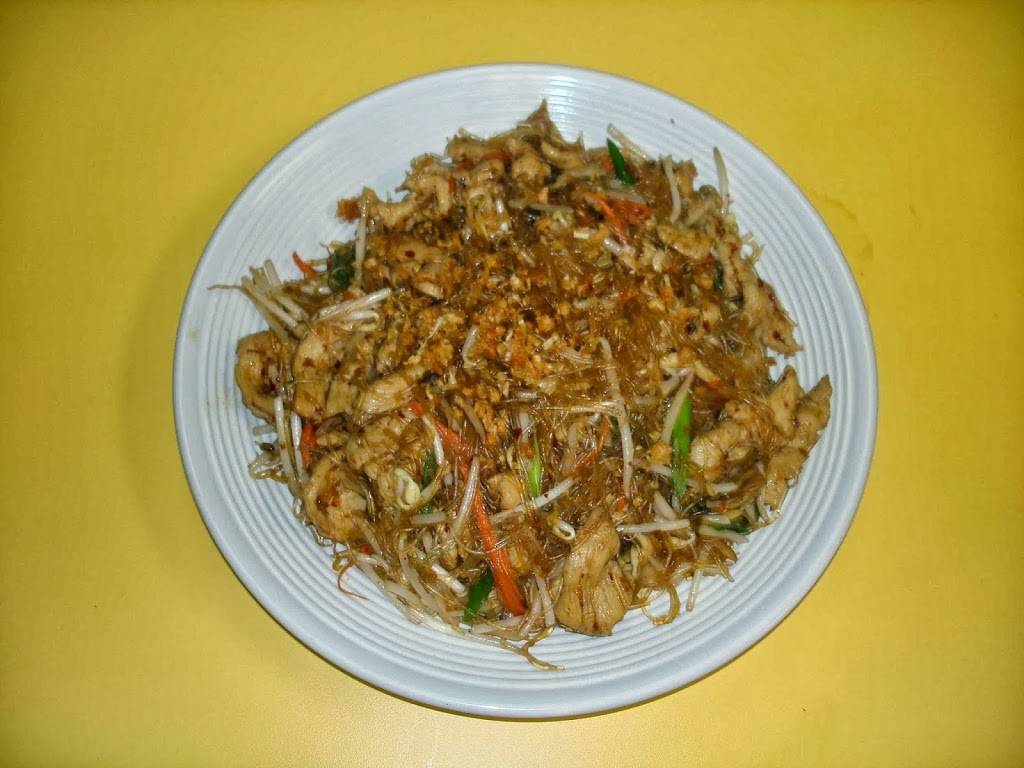 Thai Chef | restaurant | 44801 Hayes Rd, Sterling Heights, MI 48313, USA | 5865669575 OR +1 586-566-9575