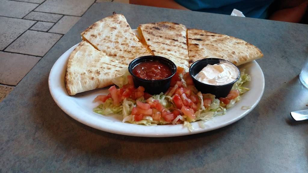 5th Quarter Sports Bar & Banquet Hall | restaurant | 2101 American Dr, Little Chute, WI 54140, USA | 9206879751 OR +1 920-687-9751