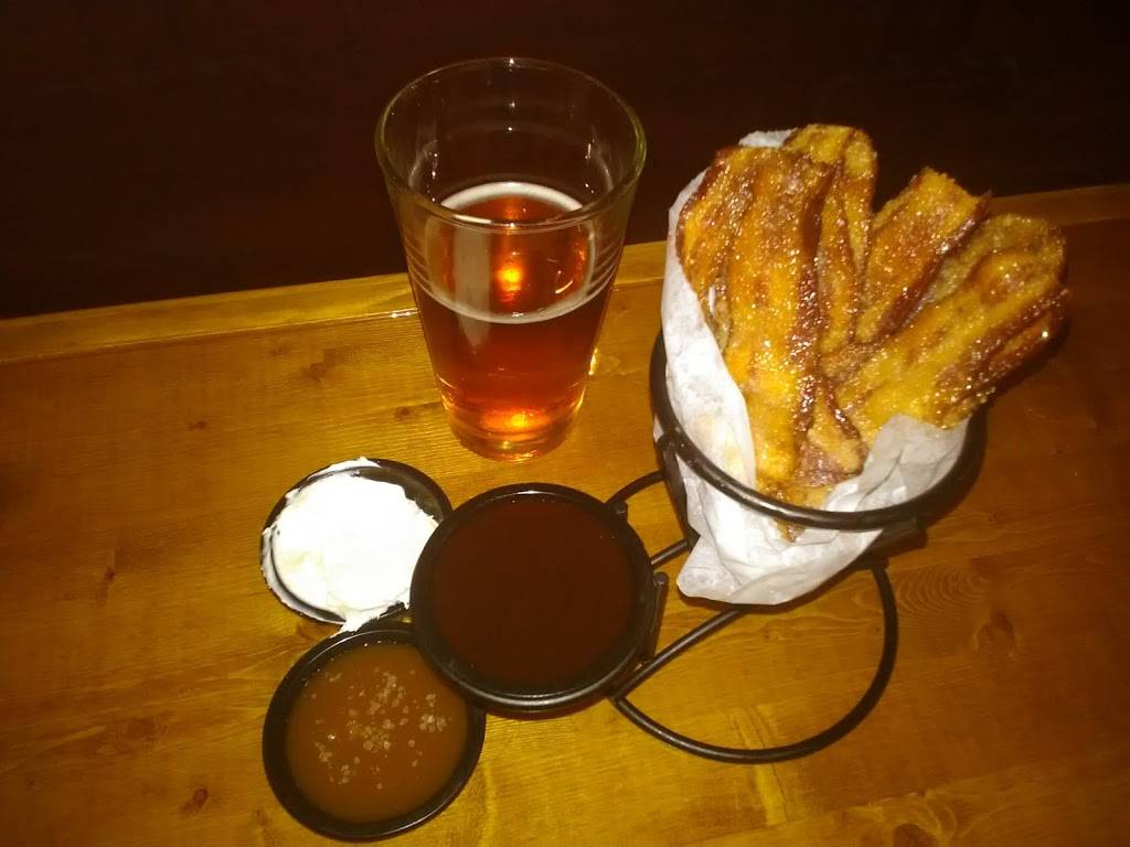 Fenwick Farms Brewing Company | restaurant | 219 W Washington St, Rensselaer, IN 47978, USA | 2198663773 OR +1 219-866-3773