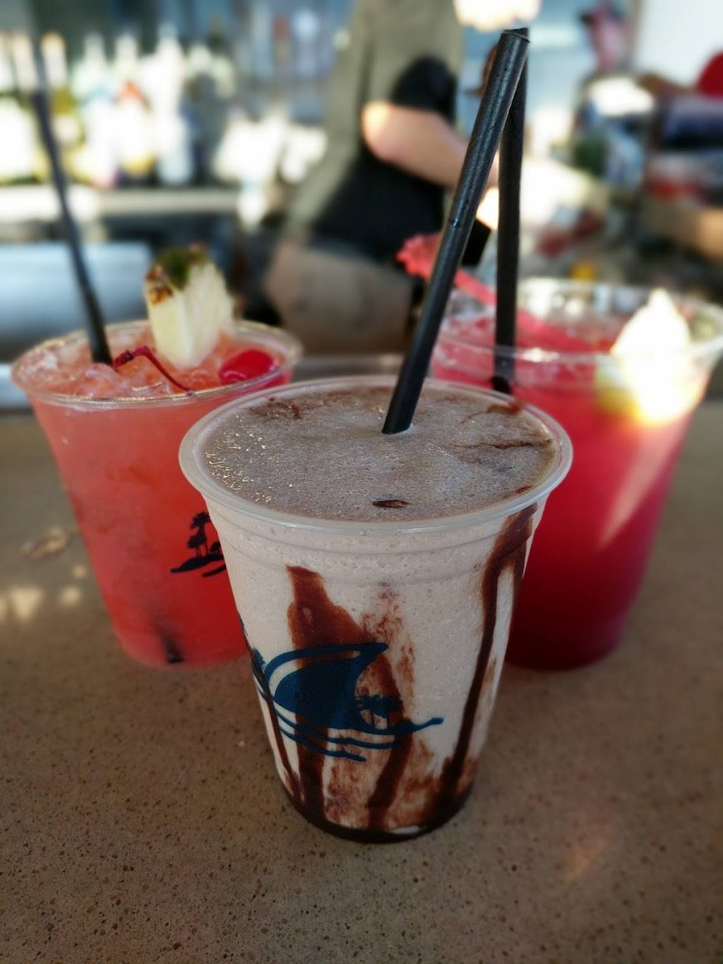 5 oClock Somewhere Bar and Grill | restaurant | 1112 N Ocean Dr, Hollywood, FL 33019, USA | 9548744474 OR +1 954-874-4474