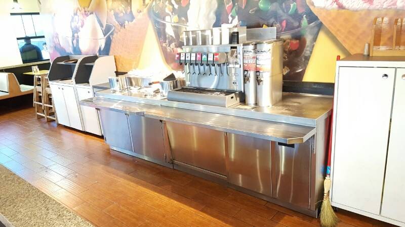 Braums Ice Cream & Burger Restaurant | restaurant | 7512 S May Ave, Oklahoma City, OK 73159, USA | 4056857522 OR +1 405-685-7522