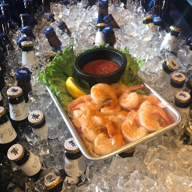 Salty Js | restaurant | 5625 4th St N, St. Petersburg, FL 33703, USA | 7274858978 OR +1 727-485-8978