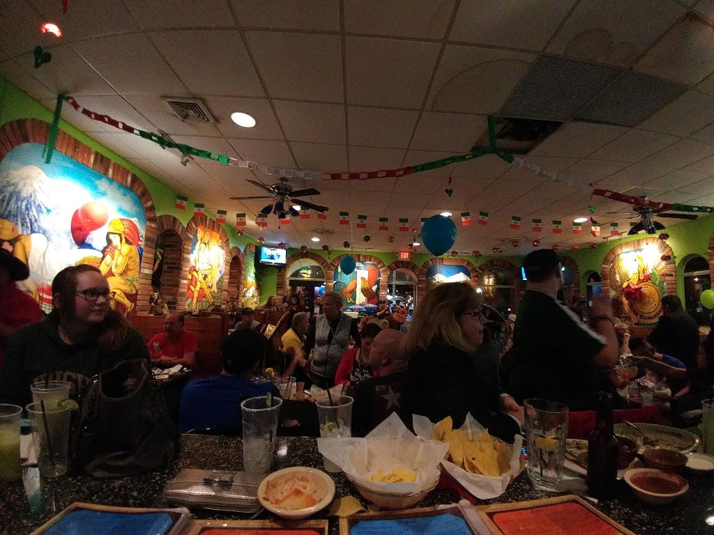 Los Jimadores | restaurant | 7723 N University St, Peoria, IL 61614, USA | 3096899930 OR +1 309-689-9930