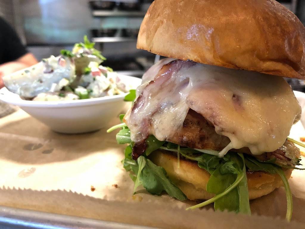 Bird Dog Roadhouse | restaurant | 517 Ocean House Rd, Cape Elizabeth, ME 04107, USA | 2077990270 OR +1 207-799-0270