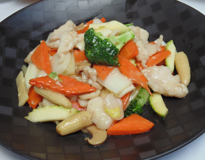 August Moon Asian Grill | restaurant | 18651 Mainstreet, Parker, CO 80134, USA | 3038414598 OR +1 303-841-4598